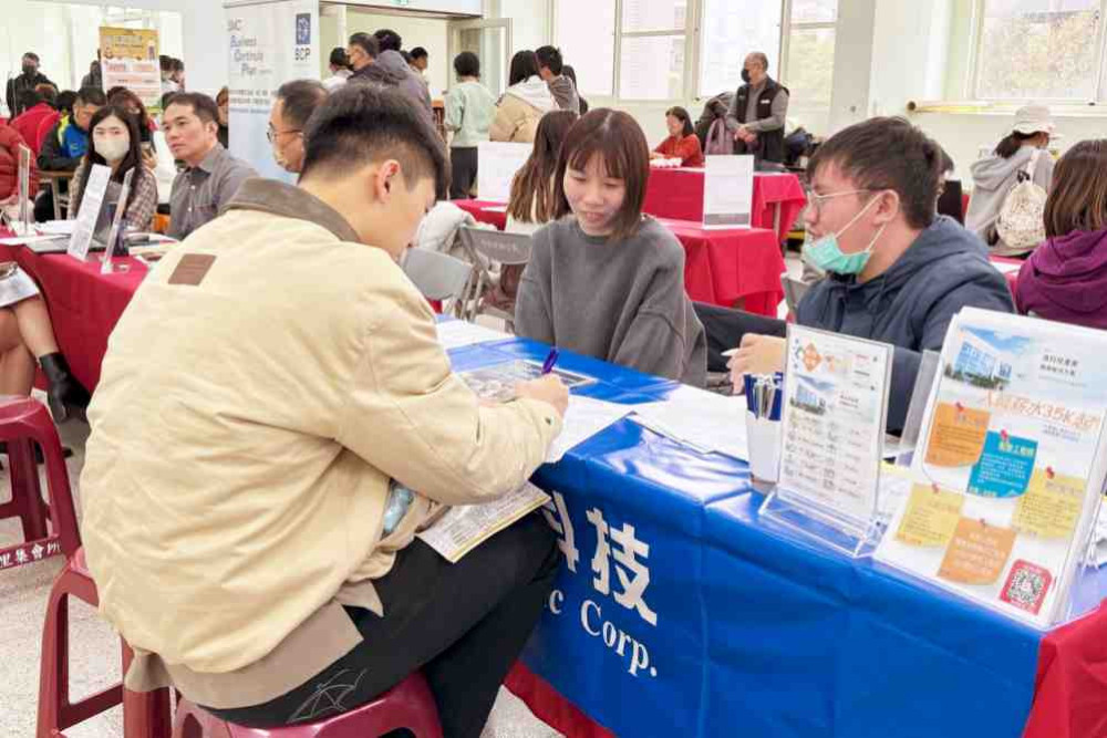 優質工作與好禮，等你來參加！　竹北4/23大型無紙化徵才釋出2410職缺