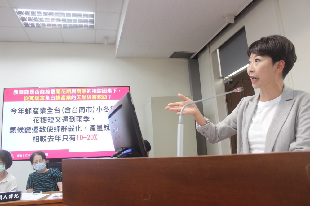 氣候衝擊蜂產業 立委陳亭妃促從寬認定災損救助
