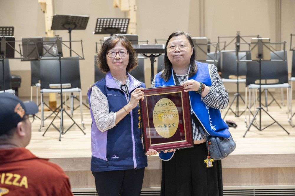 新北社會局舉辦親子公益音樂會　用笛聲陪弱勢家庭提前過母親節