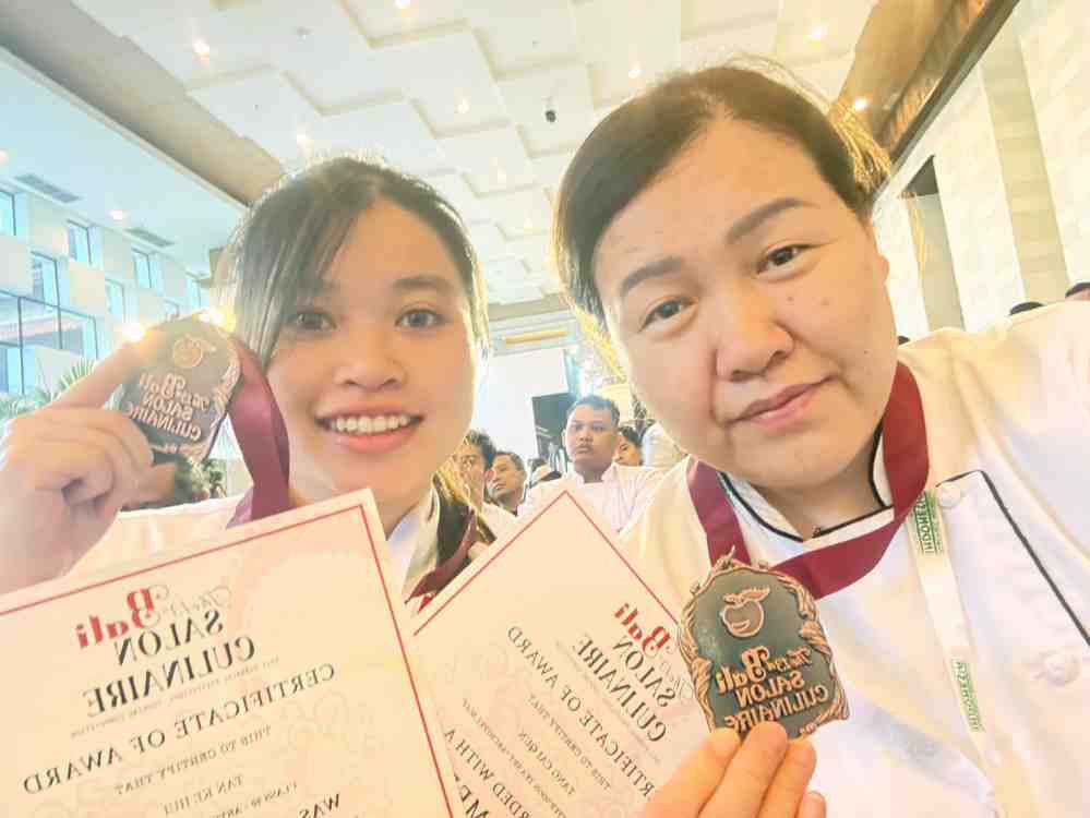 國際舞台綻放光芒！　玄大餐旅系師生勇奪2026峇里島FHTB雙青銅獎