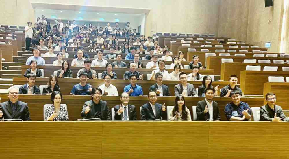 培育生技領航者！　陽明交大工程生科院首屆莊泉水先生頂尖論文獎學金揭曉