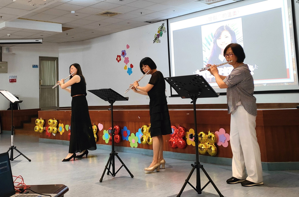 樂音傳愛榮家！賴昱君樂齡音樂律動與療癒伴長輩樂齡人生