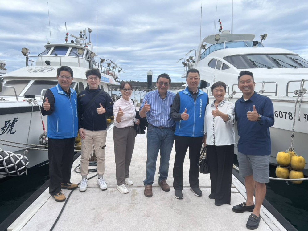 輔導會偕基隆榮服處拜會萬豪船舶 開拓風力發電高階專業海員職缺