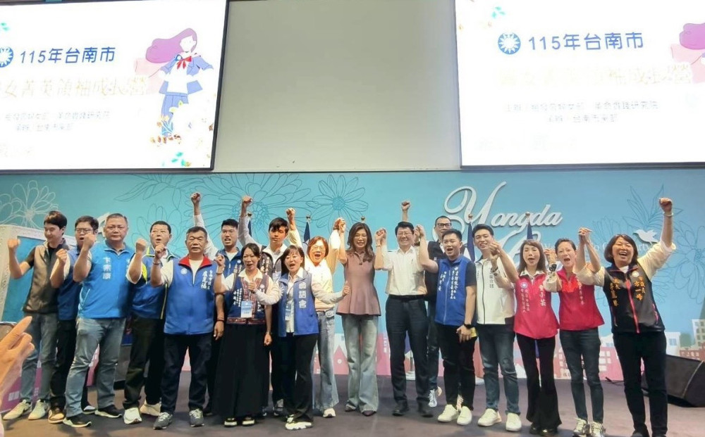 中國國民黨主席鄭麗文台南婦女營造勢　力挺謝龍介翻轉大台南