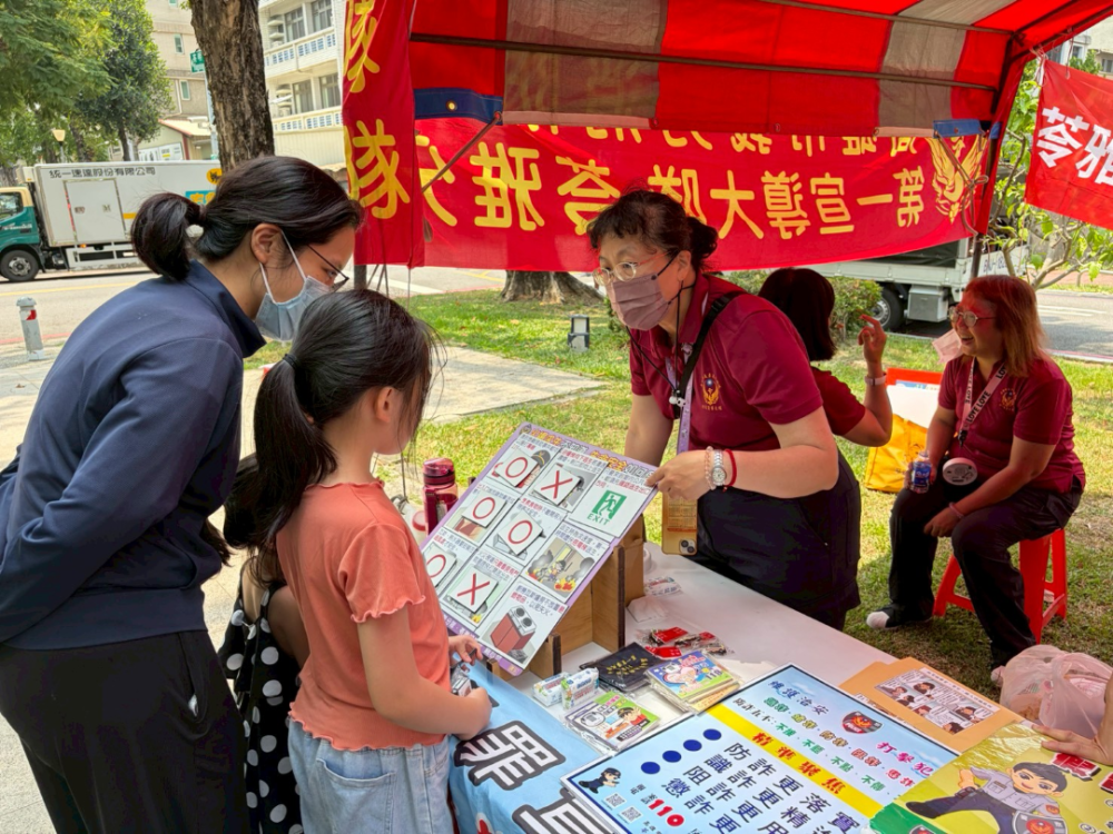 落實居家火災預警 高雄消防母親節前夕挺進社區宣導