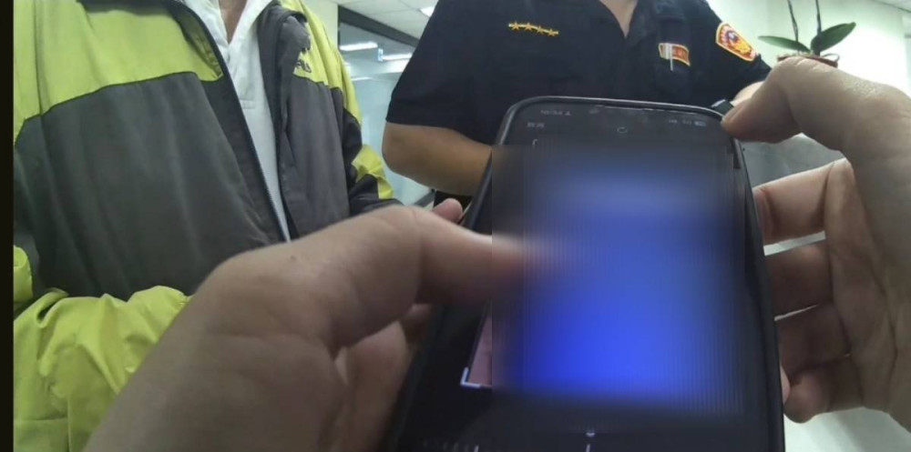 翁稱「買金」說詞反覆，新興警銀聯手拆解詐團教戰話術