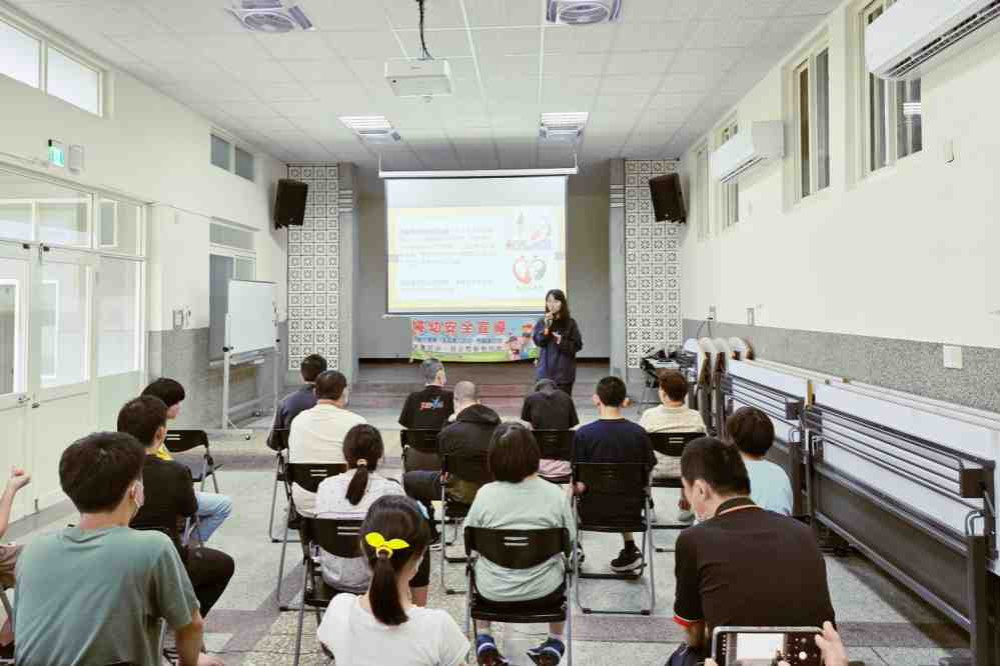 守護心智障礙朋友身體自主權　竹市婦幼警察隊深入機構與社區宣導婦幼安全