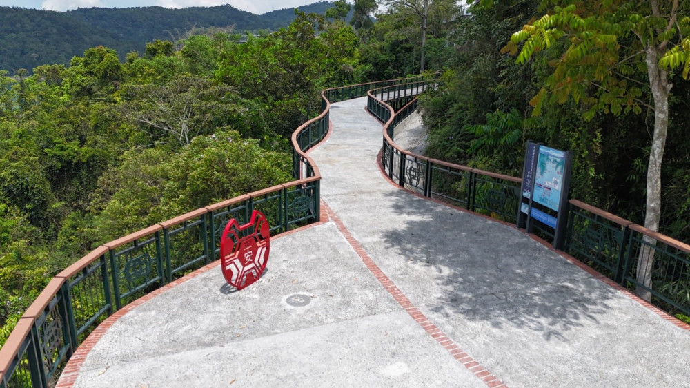 漫遊全球最美單車道 日月潭文武廟高架段啟用 