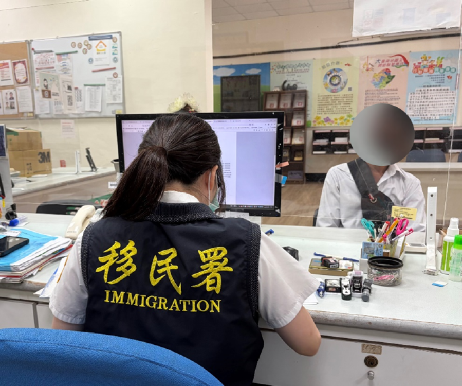 移民官機警識破通緝犯　臺南第二服務站冷靜應變成功逮人
