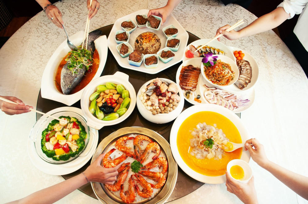 台南大飯店「歲月情長」同學會熱烈預約中，5/31前下定享免服務費，滿額再送餐飲贈品券！
