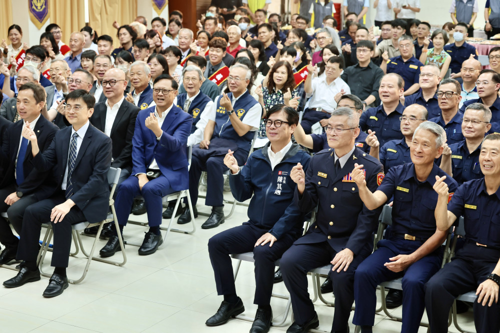 「115年警察節慶祝活動」陳其邁親頒獎肯定治安交通雙優