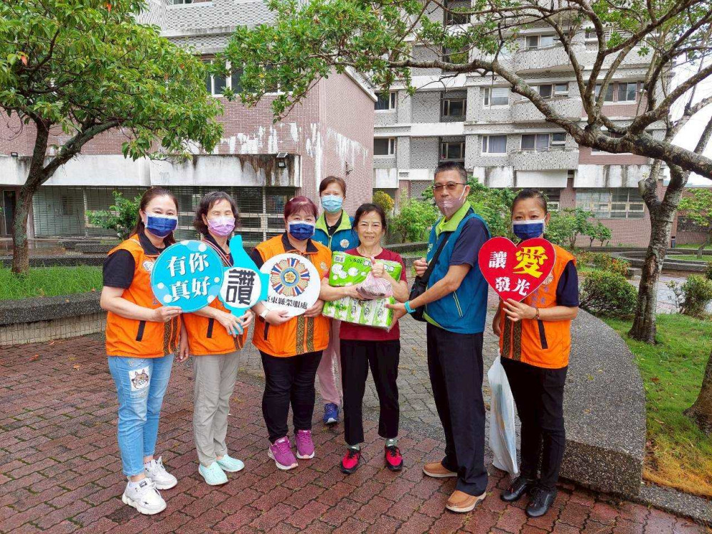 臺東榮服處×身障者保護協會端節傳愛關懷榮民眷