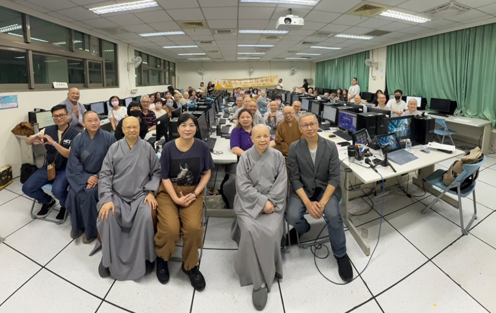 從寺院行政到智慧弘法　玄奘大學攜手新竹市佛教會開啟宗教AI新時代