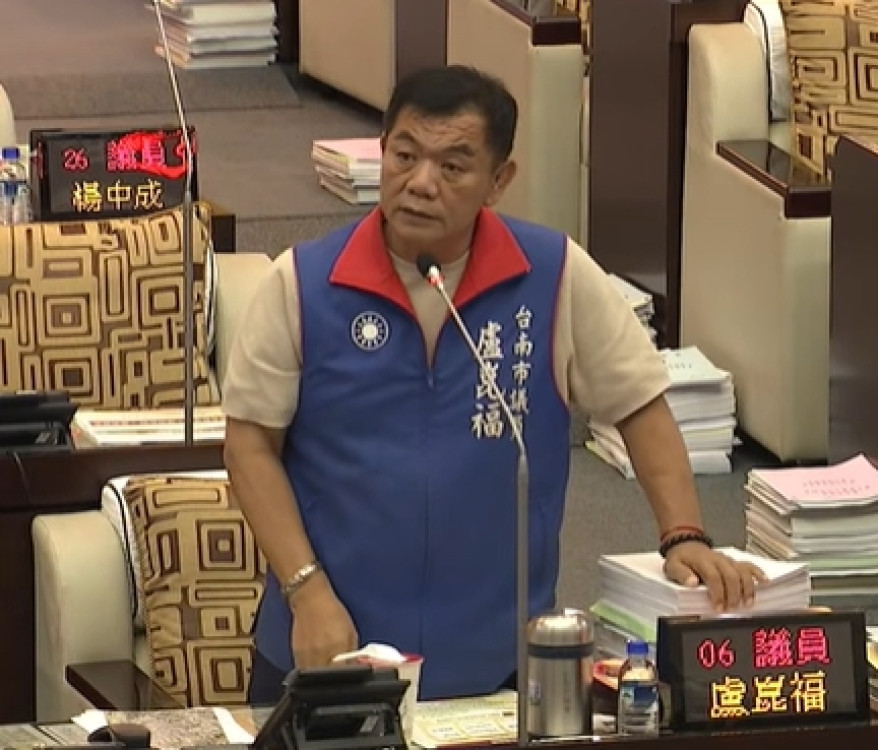 高齡換照新制引民怨　南市議會國民黨團籲增設體檢據點