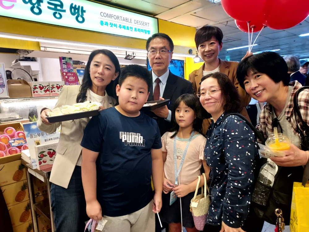 臺南農產進軍首爾地鐵商圈 韓國民眾熱情體驗家鄉味