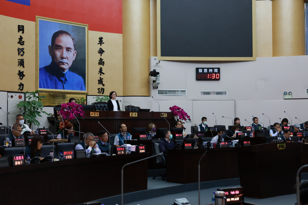 南市議會定期會提案全數審竣 聚焦高齡駕駛換照議題