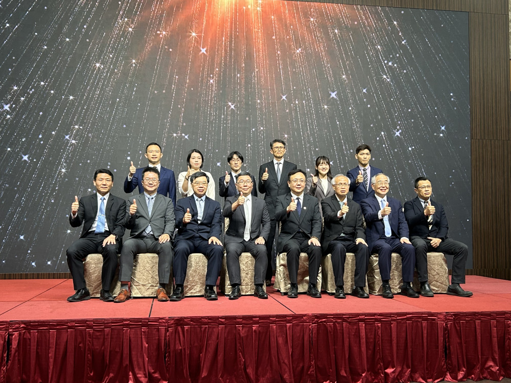 臺南地檢署胡晟榮獲頒全國有功人員打擊詐欺成效卓著　