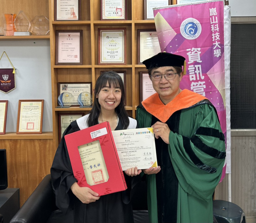 崑大資管系黃美香雙棲課業與職涯 3度獲頒僑生獎學金 