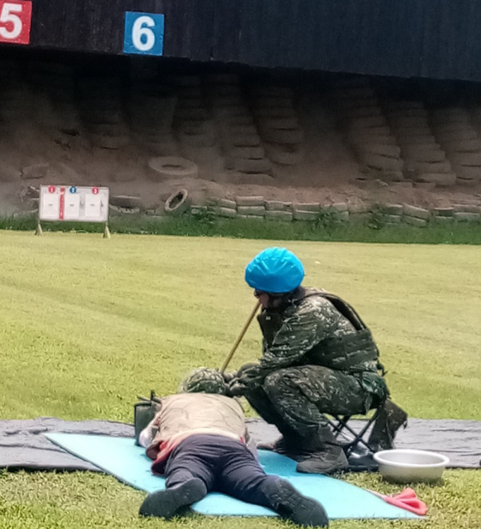 南市軍人服務站陪同市府前往靶場勉勵役男