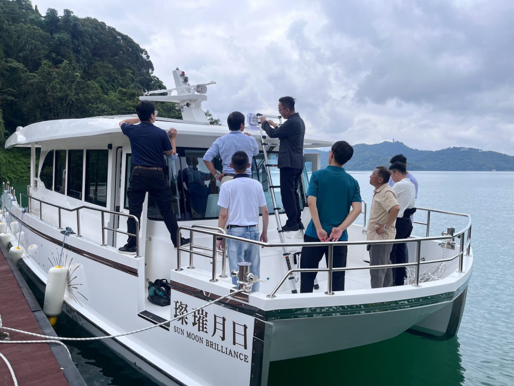 日月潭綠能新頁 首艘電動船日月璀燦下水