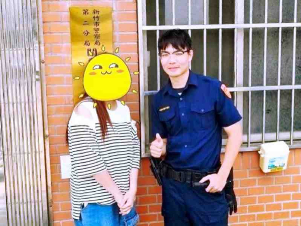 忘了愛車停哪？竹警二分局細心協助尋回機車　失智長者、女學生均安心返程