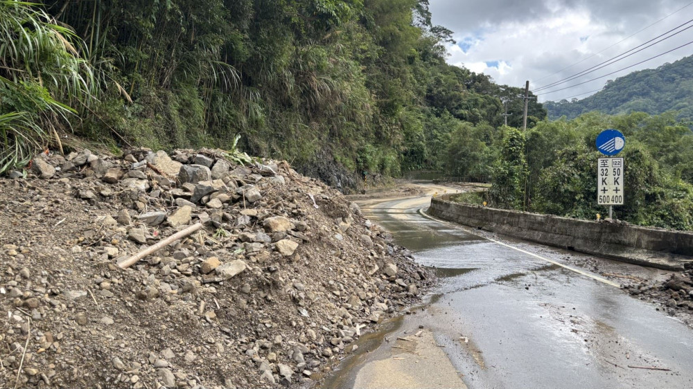 颱風強降雨致山區道路受創　竹縣府全力恢復原鄉家園