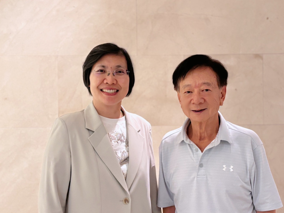 拜會科技大老宣明智　徐欣瑩拋智慧城市願景「AI科技落地百工百業加值」