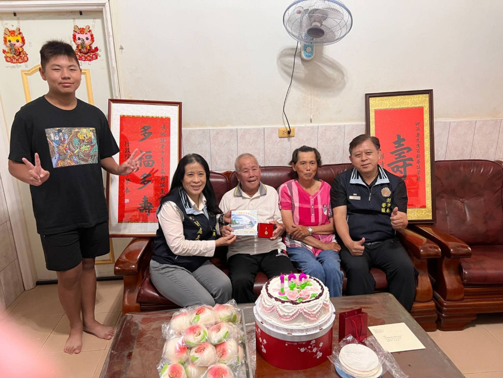 百歲榮民凌爺爺幸福滿堂 澎湖榮服處歡慶紀壽