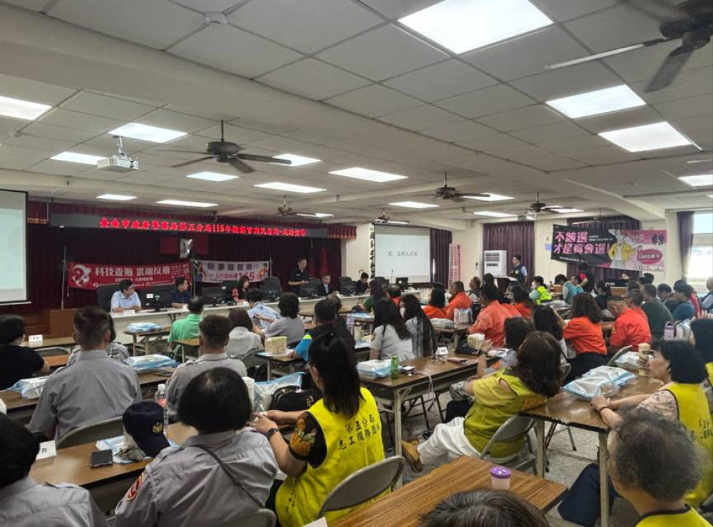 南檢攜手五分局強化全民反詐反賄意識