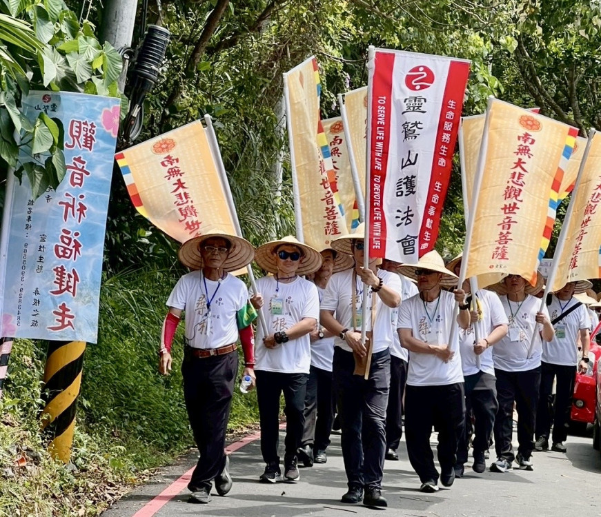 慈悲同行、願力共振　觀音祈福健行一步一願環湖共振