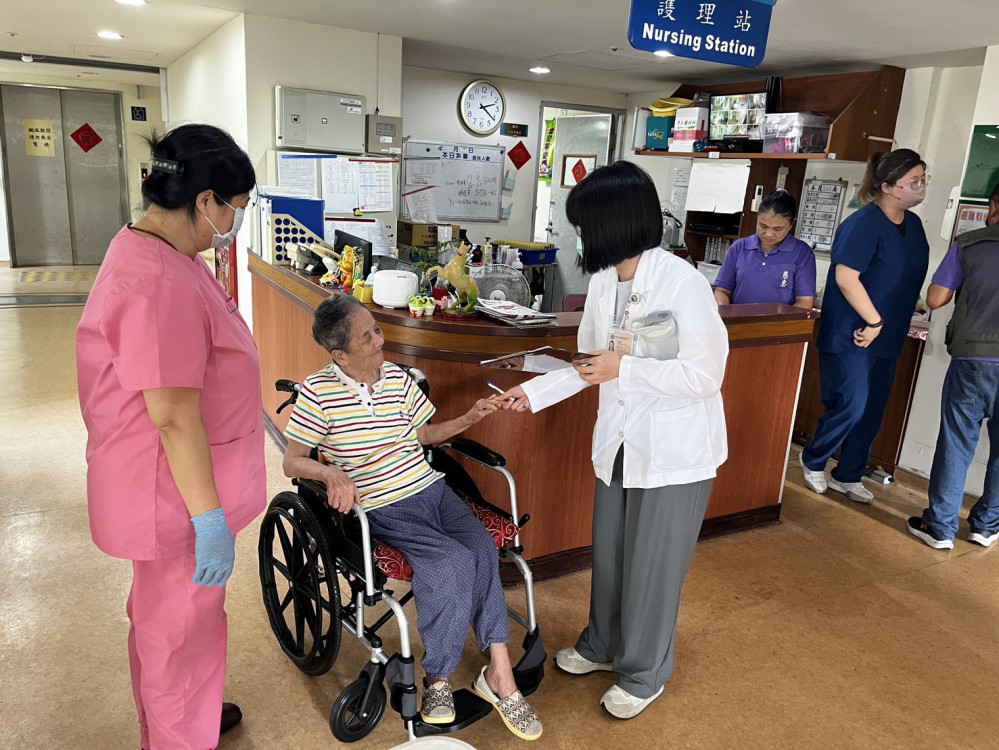 彰化榮家讓專業走進日常  攜手埔里榮院守護長輩行動力