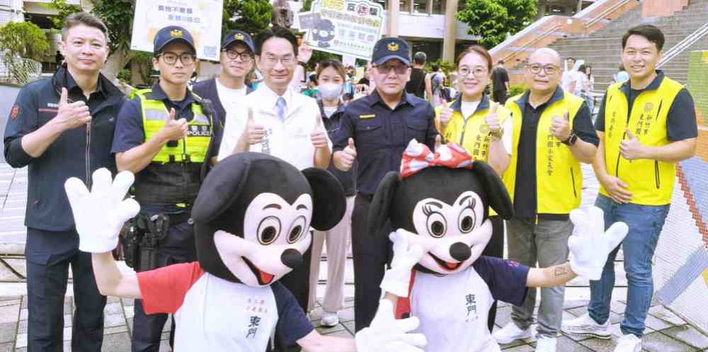 安全上學、平安回家　國小開學日竹市警二分局執行轄區10所國小護童勤務