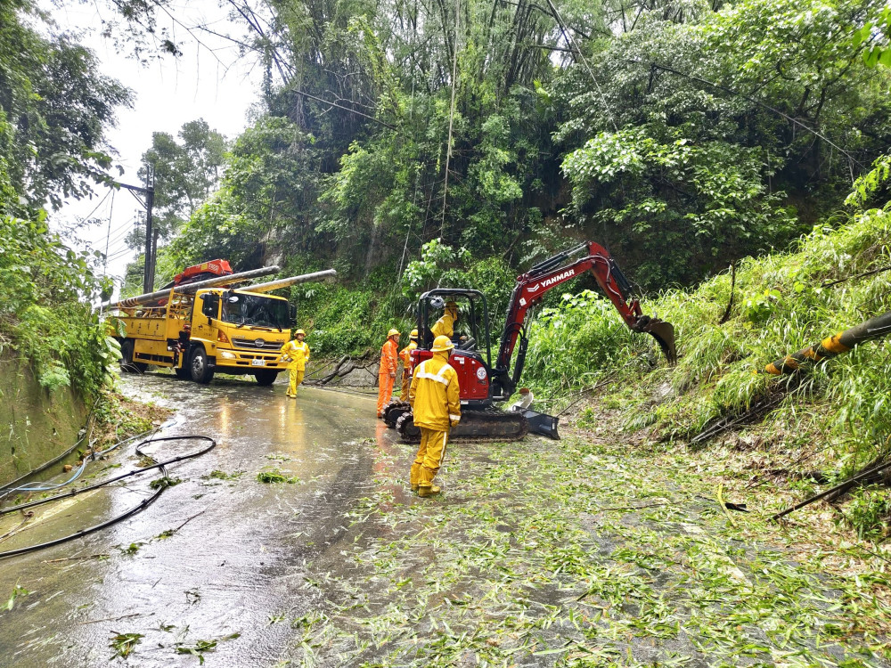 沙德爾颱風逼近　台電台南區處籲遠離電力設備防觸電