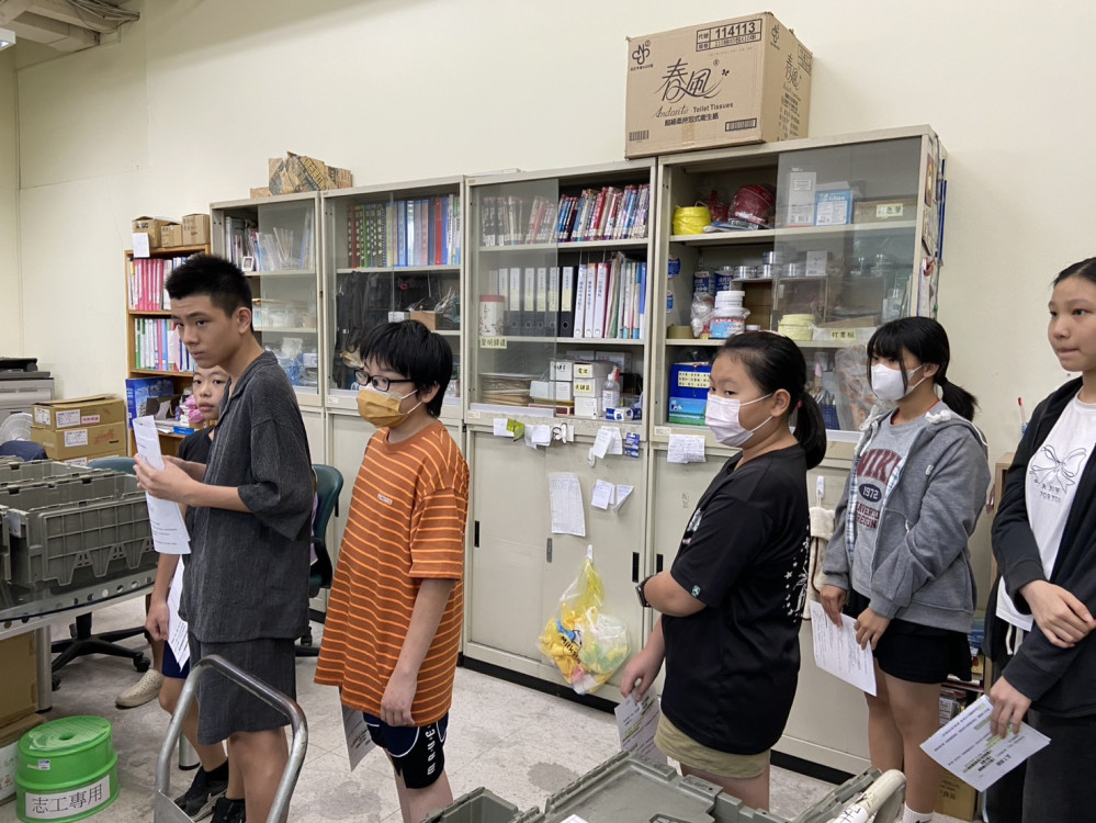 回饋社區從閱讀出發！安平圖書館115年度學生志工熱情招募中