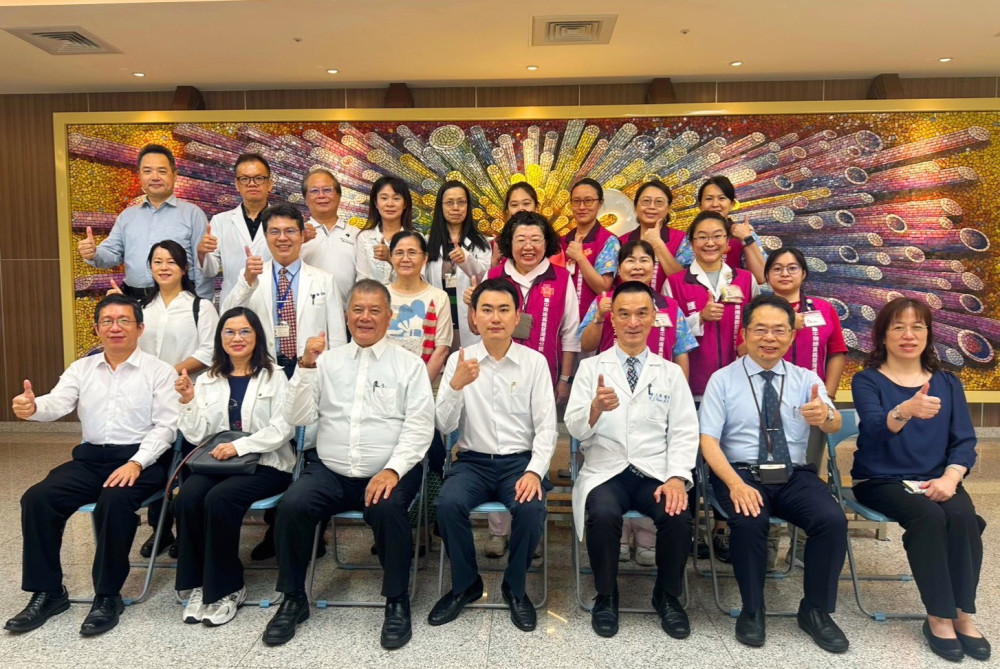 立委陳冠廷視導中榮嘉院肯定完善高齡及榮民眷照護