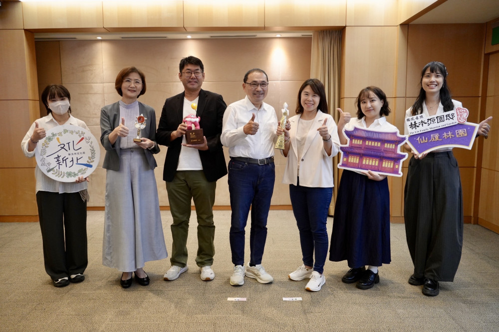 《月光織戀 仙履林園》光雕秀獲國內外三大獎　展現新北古蹟活化成果