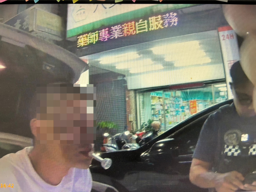 前鎮警抓「抖」蛛絲馬跡　違停男子毒駕露餡
