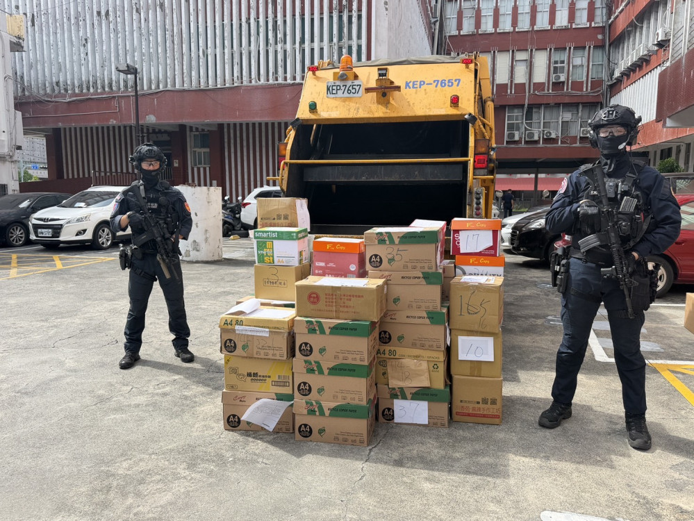 高雄警強力掃蕩毒品犯罪！960公斤、市值近千萬　49箱毒品押送焚化爐全數銷燬
