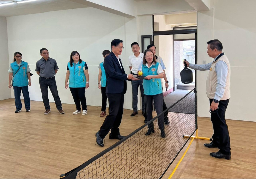 嚴德發關懷長輩健康 促成白河榮家打造健康促進館