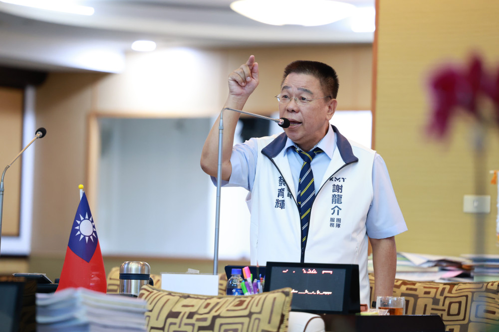 臺南市議員蔡育輝市政總質詢連轟三案　籲查奇美標售、爐渣執法並加強查賄
