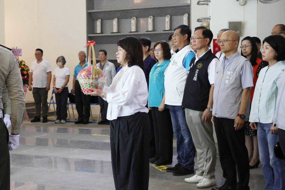 嘉義榮服處參加秋祭國殤祭典 緬懷先賢先烈