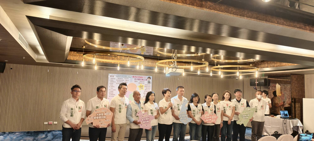 民進黨臺南市長參選人陳亭妃發表「五大觀光軸」AI政見　串聯37區打造「值得多住一天」的臺南