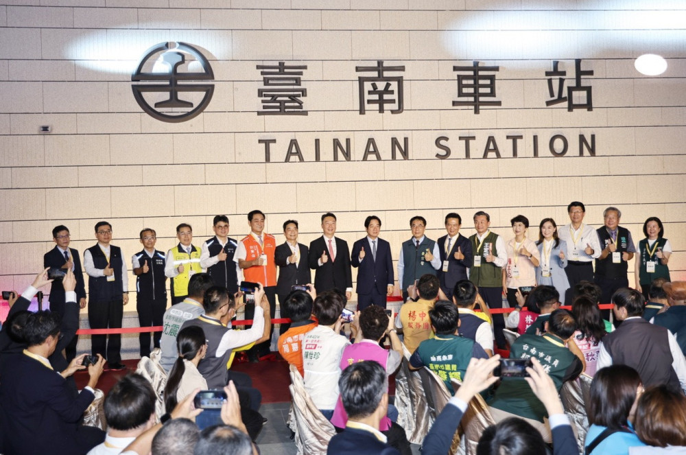 迎通車倒數！臺南車站新站揭牌 為鐵路地下化開啟城市發展新頁