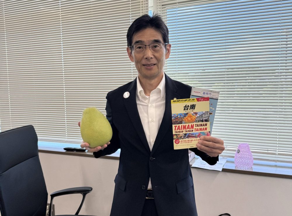 臺南文旦飄香日本大分機場　「文旦足湯」創意推廣臺南觀光