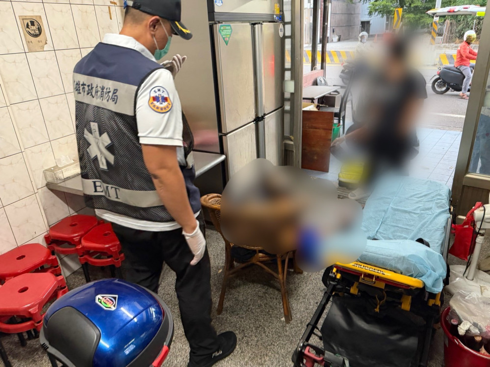 鄰居察覺不對勁立即報警　岡山警爭分奪秒救回倒地婦