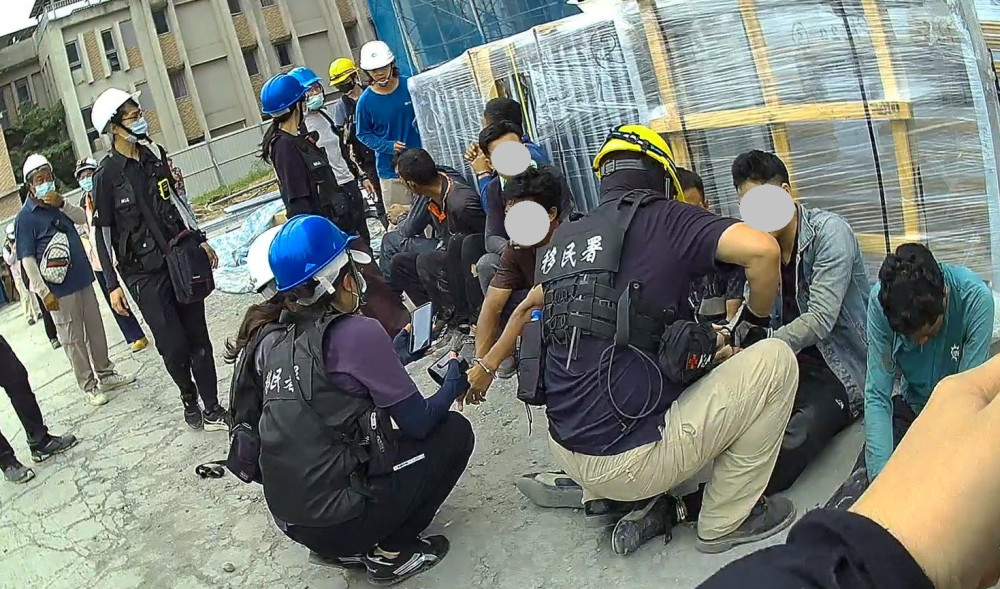 台南歸仁大型工地查獲14名非法工作外籍人士　追出5名非法雇主