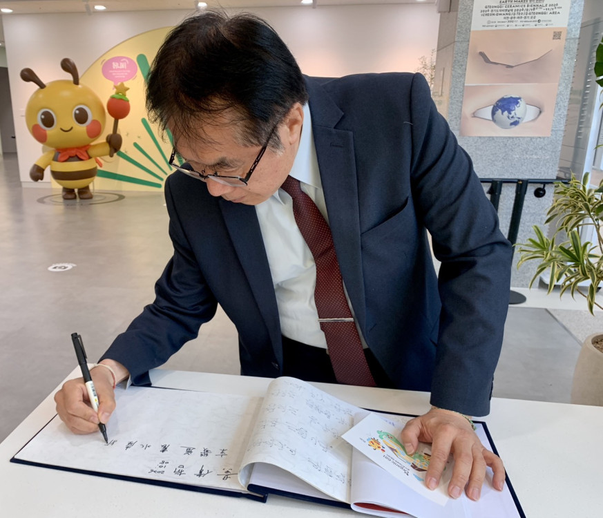 從平澤走向京畿道臺南市長黃偉哲赴韓推動臺南農產行銷與交流