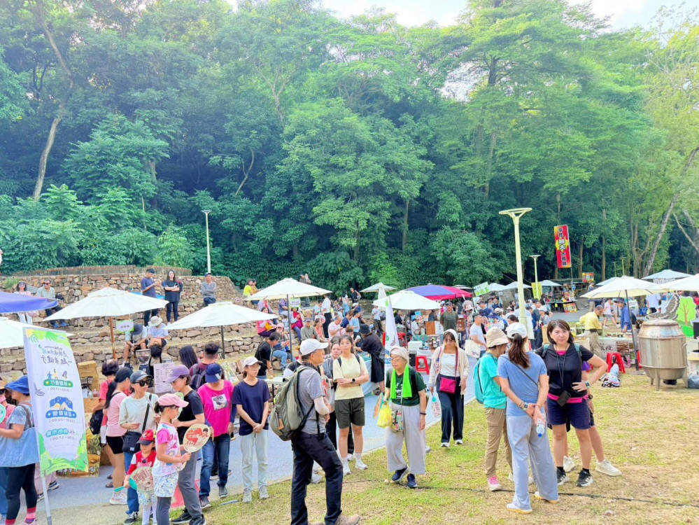 國慶連假玩臺南新化！虎頭埤健行、星粼露營　串聯老街與山城景點深度遊