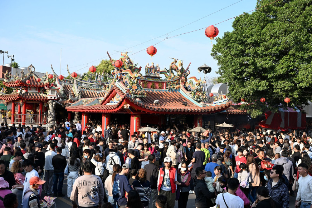 紫南宮歡慶330年  金雞回娘家踩街祈福限600名