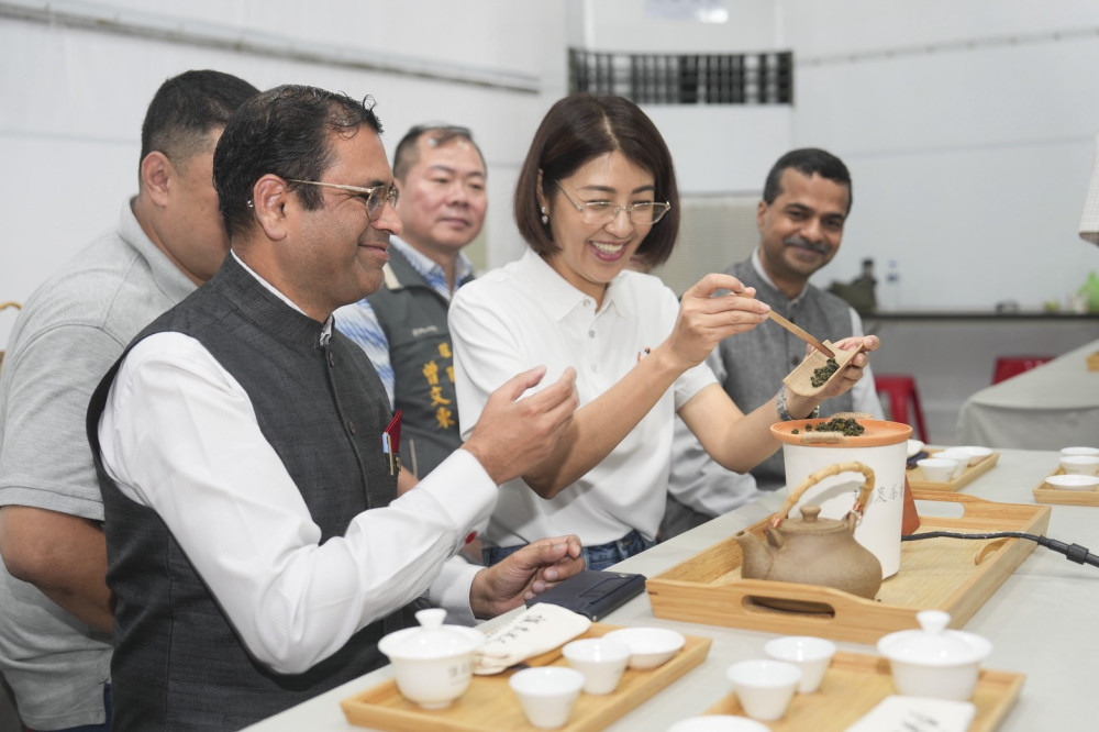 南投茶博會35展館連嗨9天  千人茶宴國慶升旗接力登場